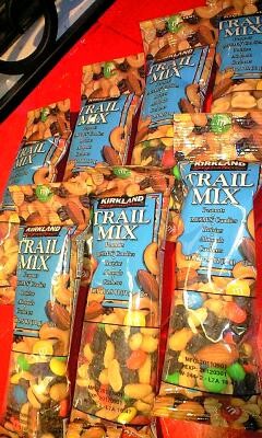 [PUO~]TRAIL MIX